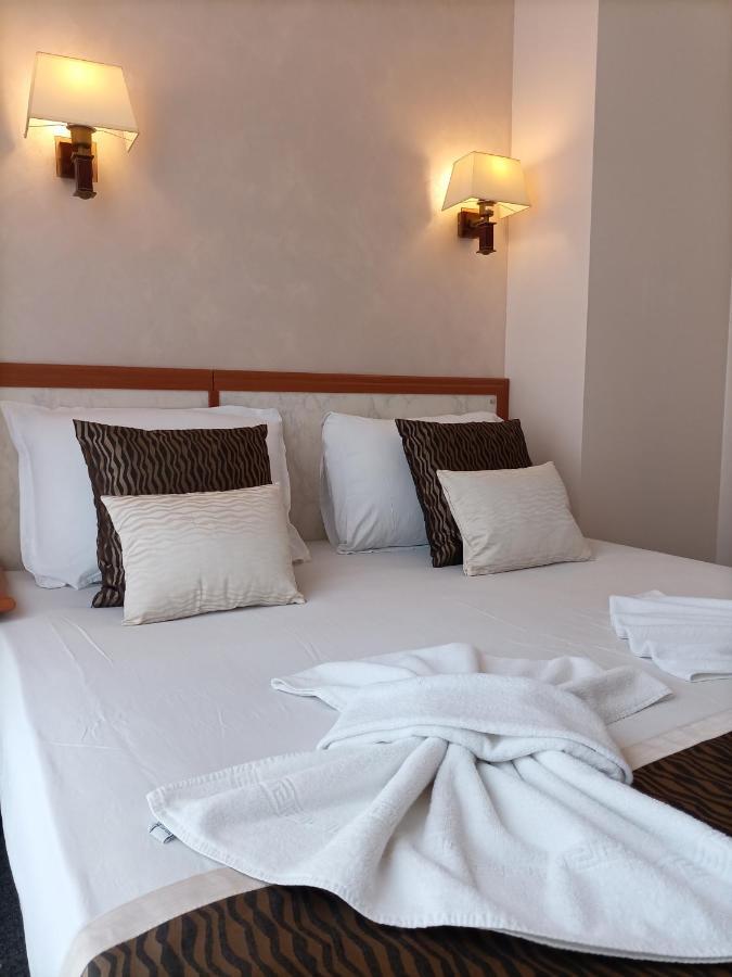 Guest House SG-BROTHERS Obzor Extérieur photo
