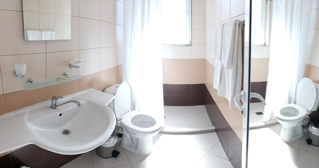 Guest House SG-BROTHERS Obzor Extérieur photo