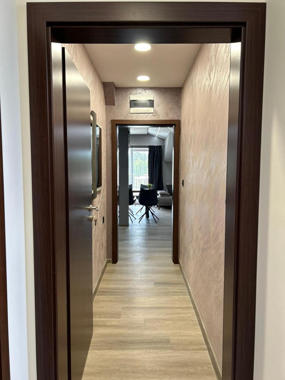 Guest House SG-BROTHERS Obzor Extérieur photo