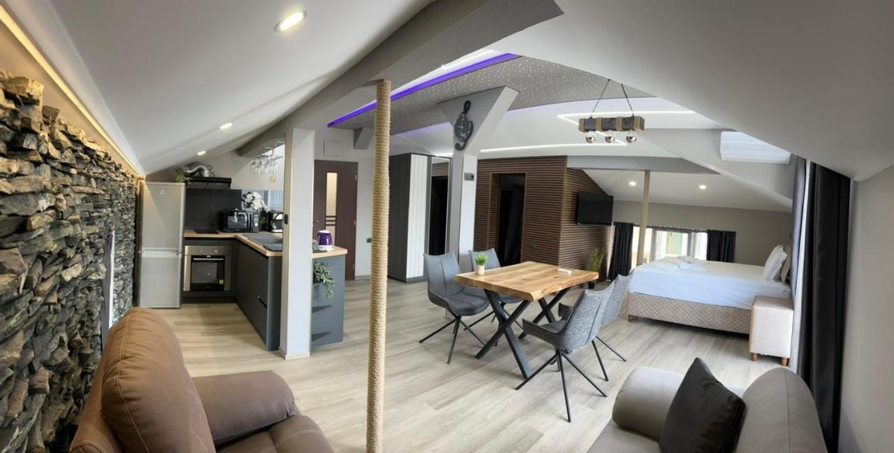 Guest House SG-BROTHERS Obzor Extérieur photo
