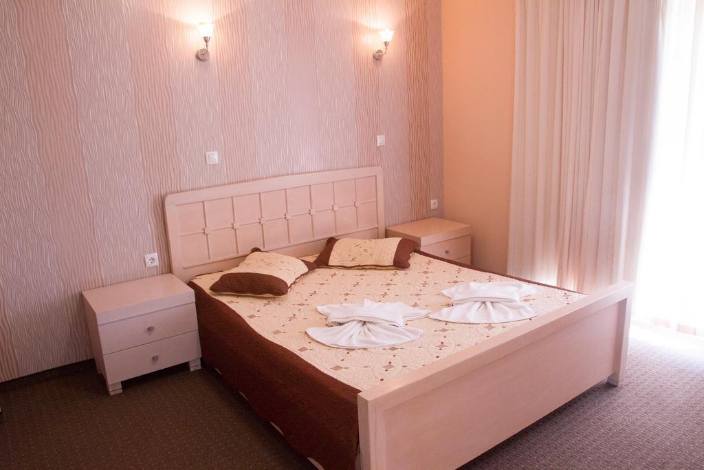 Guest House SG-BROTHERS Obzor Extérieur photo